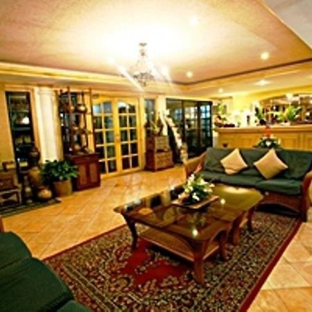 Davao City Villa Margarita Hotel מראה חיצוני תמונה